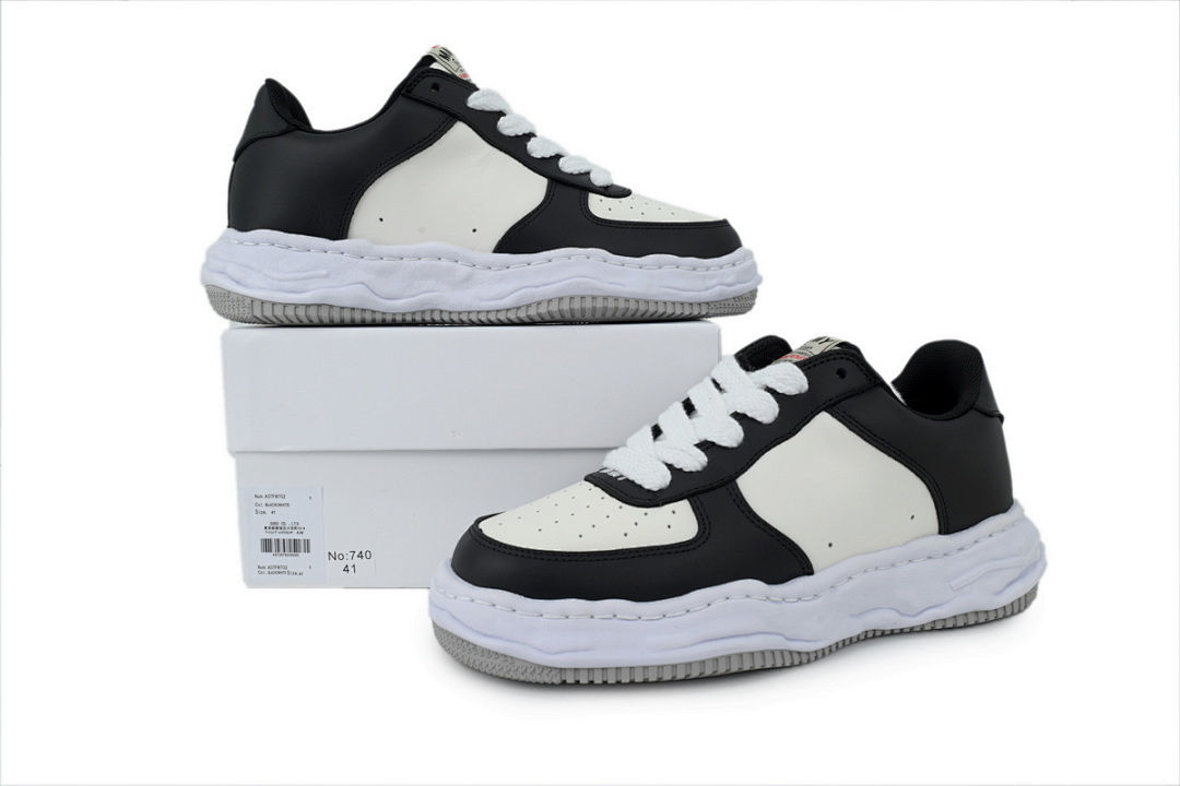 FC God Batch MIHARA YASUHIRO Black And White  NO.740 