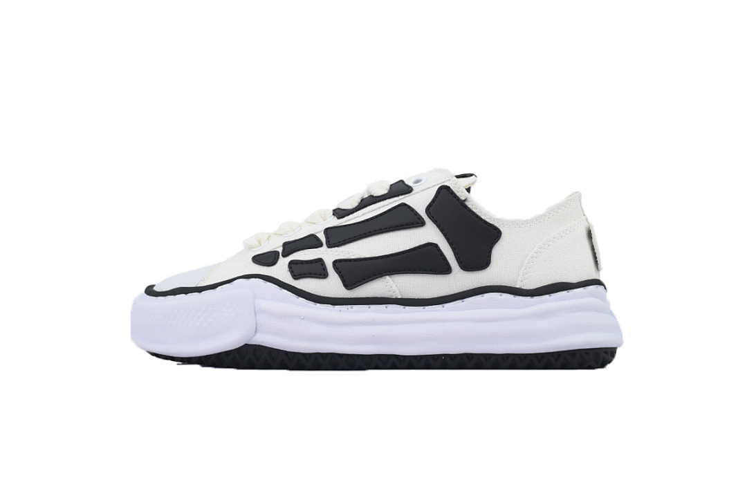 MIHARA YASUHIRO Black And White Bones NO.729