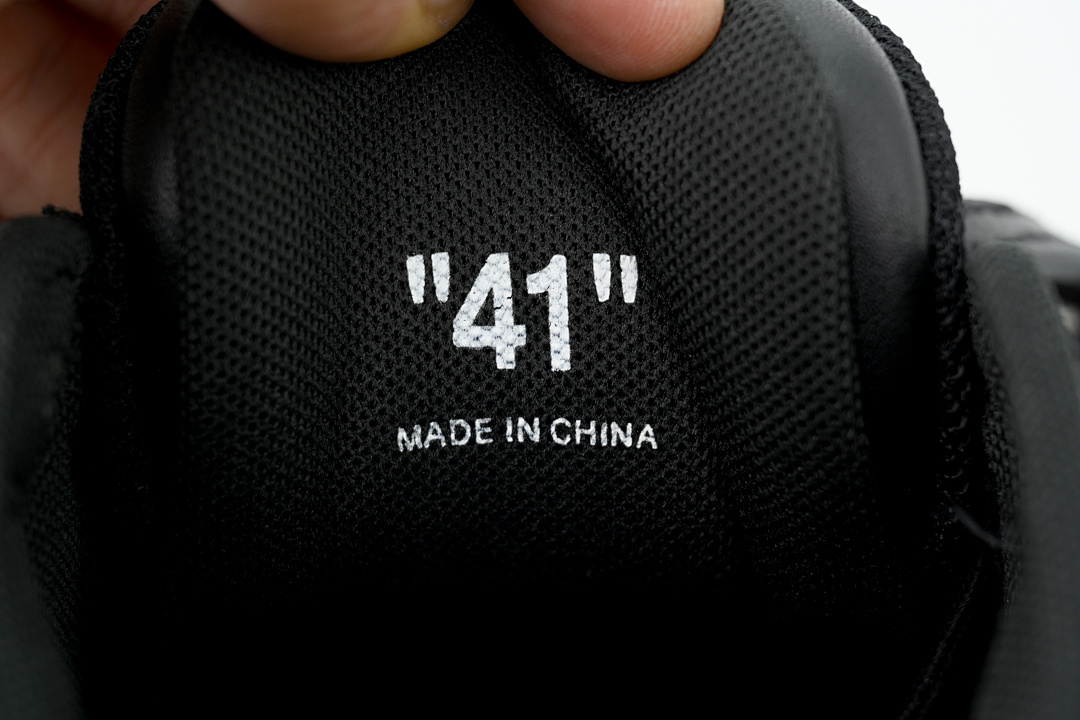 FC God Batch OFF-WHITE Out Of Black Print  OMIA189S 22LEA004 1001