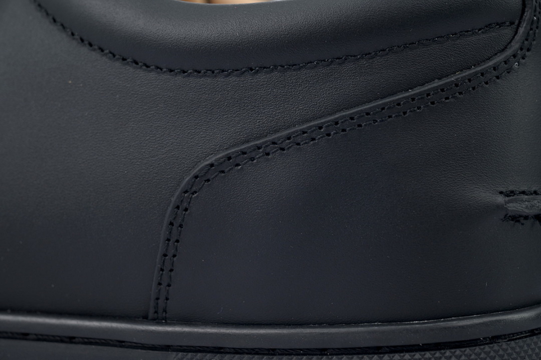 FC God Batch Christian Louboutin Louis Junior Spikes Black