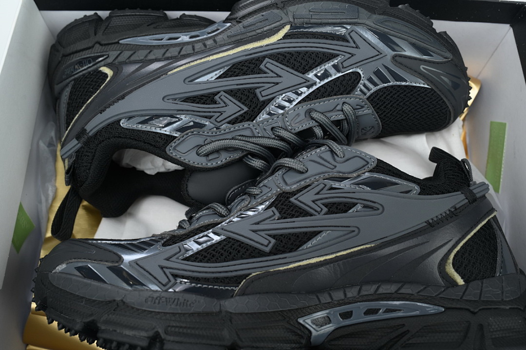 FC God Batch OFF-WHITE Out Of Black OMIA295C99 FAB00 11010 