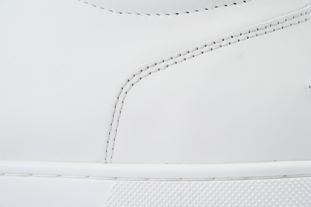 FC God Batch  Christian Louboutin Louis Junior Spikes White