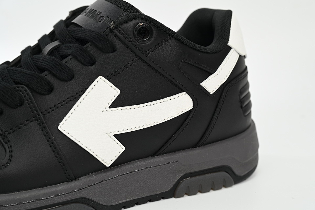 FC God Batch OFF-WHITE Out Of Black Skin And White Tail  OMIA18 9C99LEA00 41001