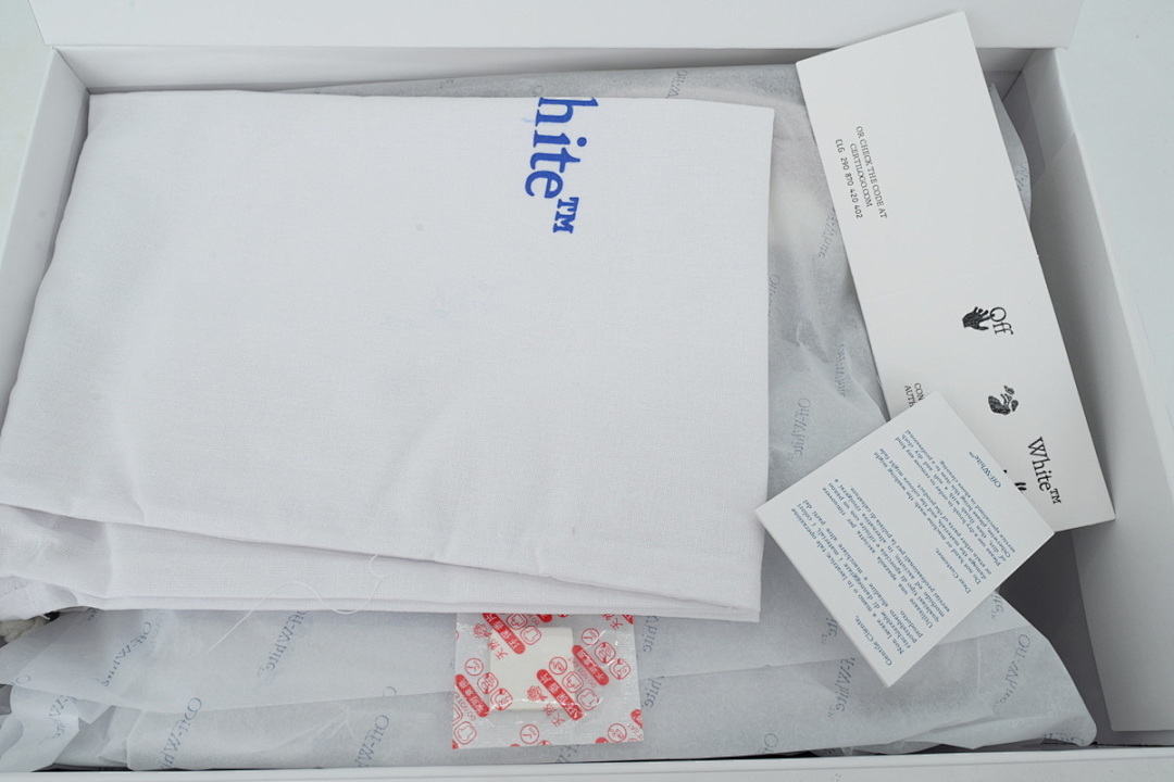 FC God Batch  OFF-WHITE Out Of Light Gray OWIA180S 23FAB00 10534