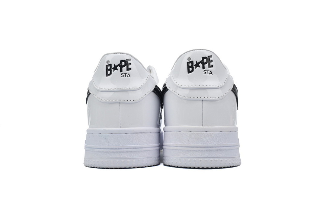 A BATHING APE Bapesta White Black OZXSHM 191 302M