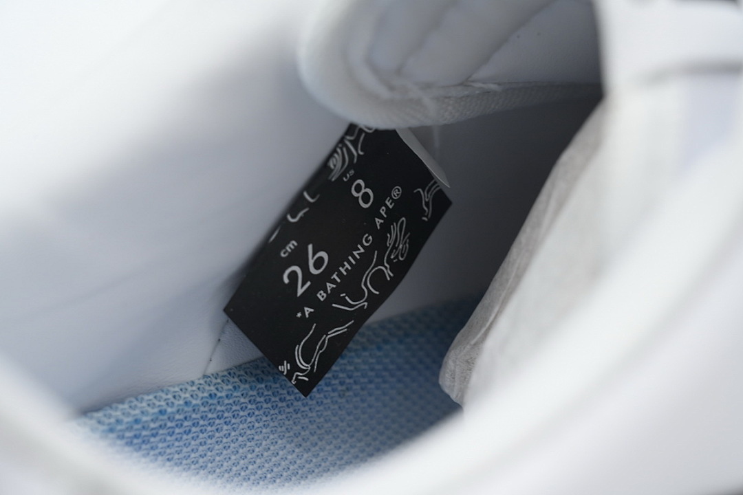 A BATHING APE Bapesta White Black OZXSHM 191 302M