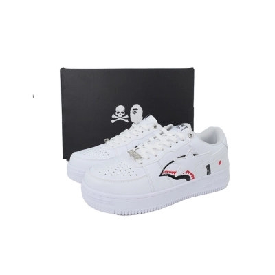 A BATHING APE White Shark Collaboration IG73-191-914  02