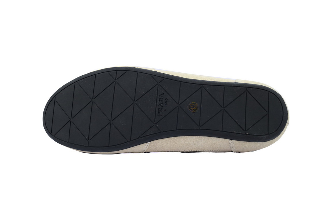 FC God Batch Prada Beige Low-Top Lace-Up 