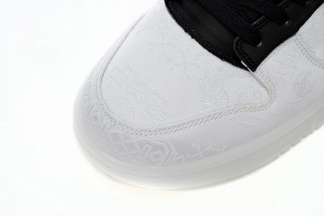 FC God Batch  CLOT x fragment x Nike Dunk Low Joint Names of Three FN0315-110
