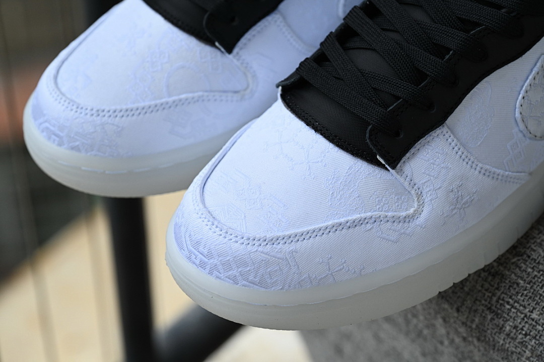 FC God Batch  CLOT x fragment x Nike Dunk Low Joint Names of Three FN0315-110