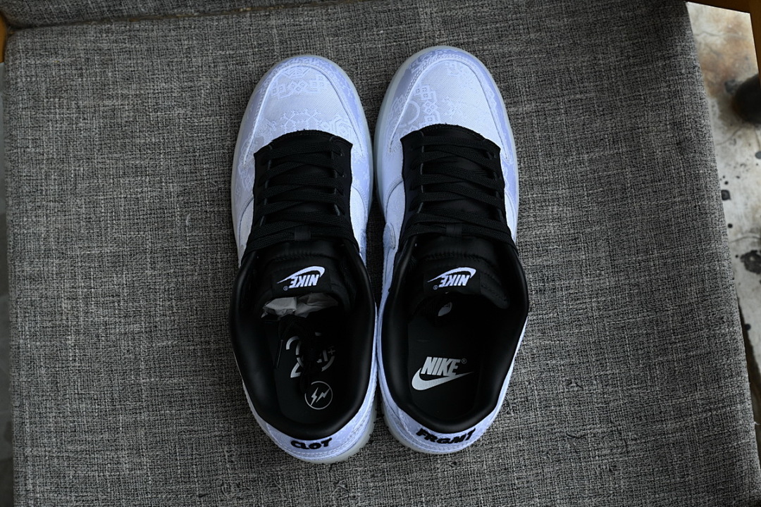 FC God Batch  CLOT x fragment x Nike Dunk Low Joint Names of Three FN0315-110