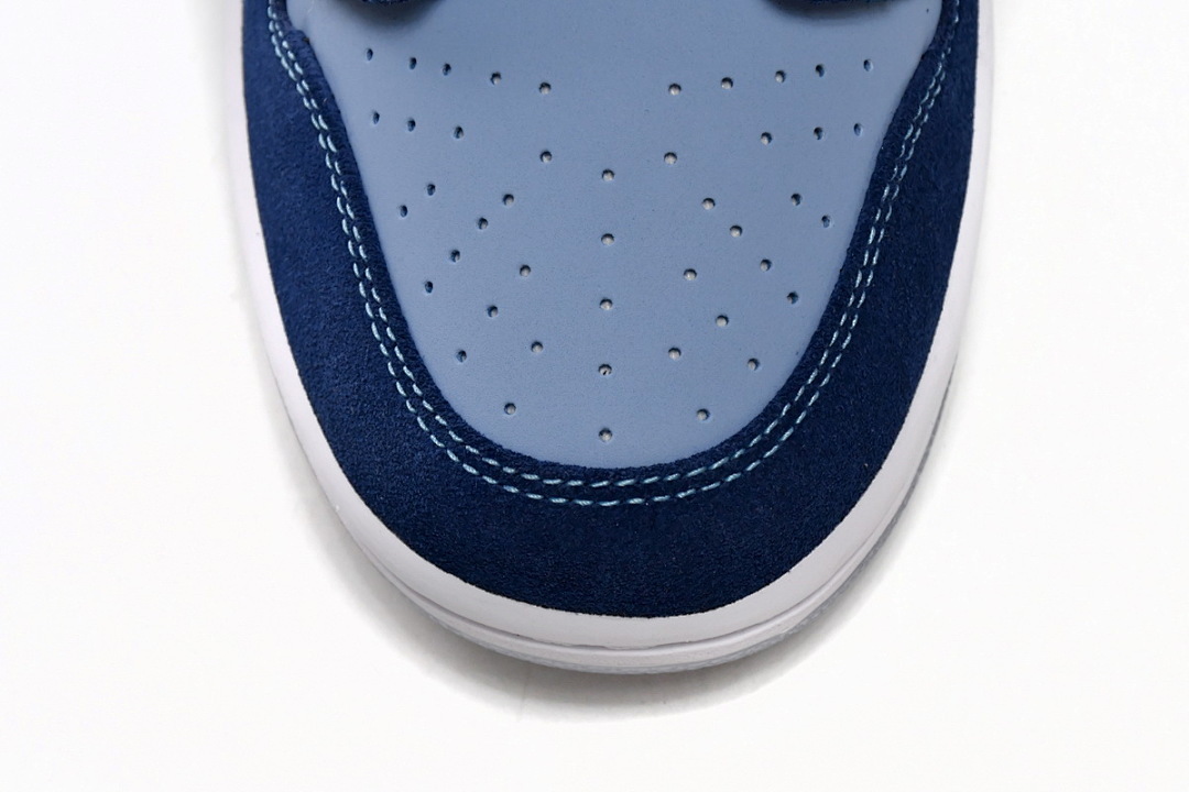  LJR Batch  Why So Sad？ x Nike SB Dunk Low DX5549-400