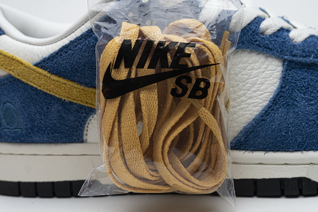 LJR Batch Kasina x Nike Dunk Low “80s Bus” CZ6501-100 