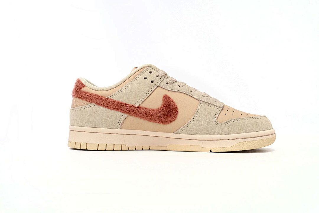LJR Batch Nike Dunk Low WMNS “Terry Swoosh” DZ4706-200