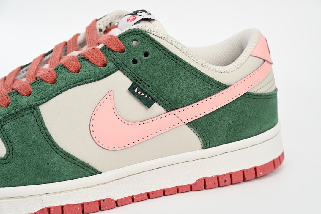 LJR Batch Nike Dunk Low “All Petals United” FN8923-061