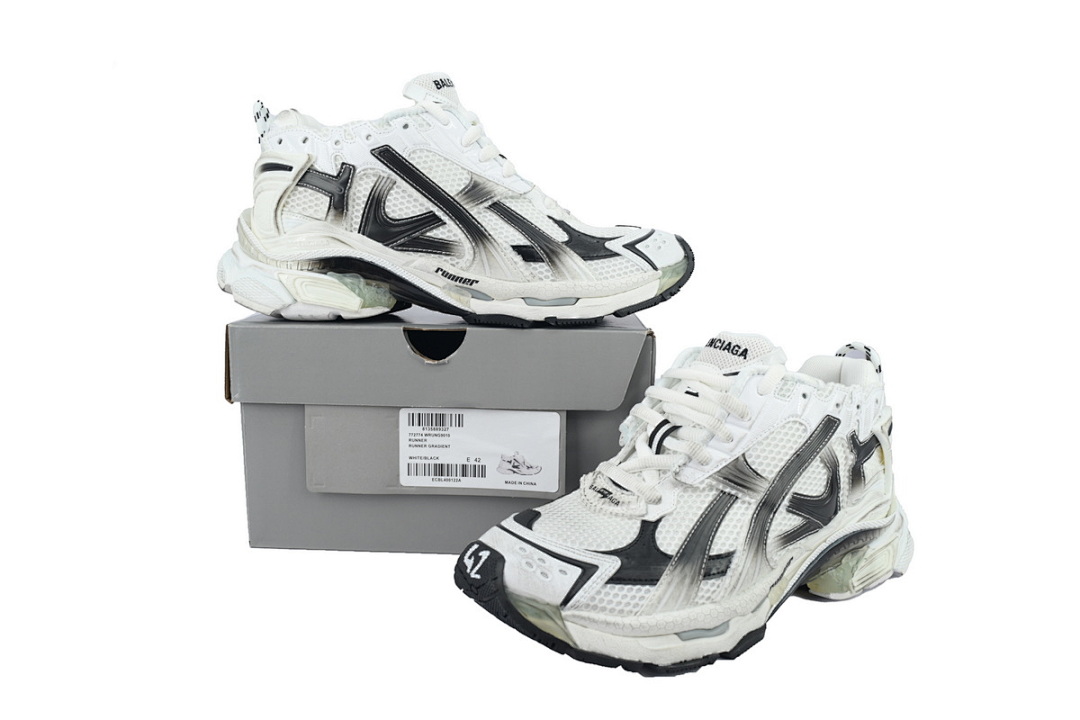 FC God Batch Balenciaga Runner Sneaker 'Gradient - White Black' 772774 WRUNG 9010 