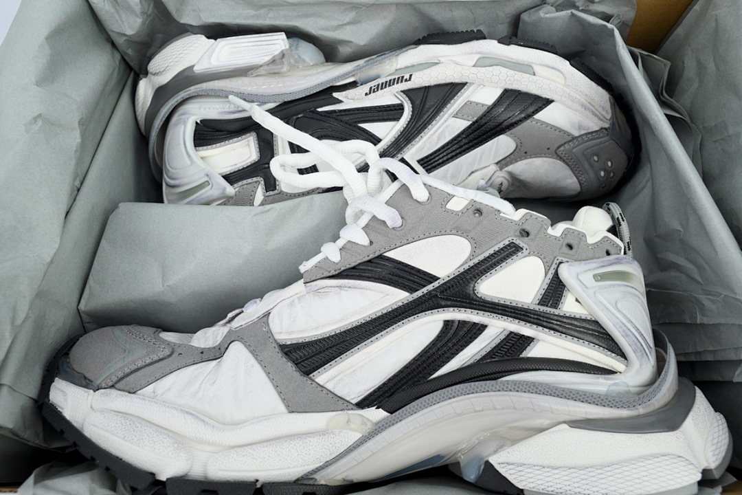 FC God Batch Balenciaga Runner Sneaker 'Grey White Black'  772774 W3RNY 9012