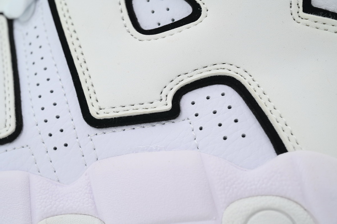 Nike Wmns Air More Uptempo 'White Black' DO6718-100
