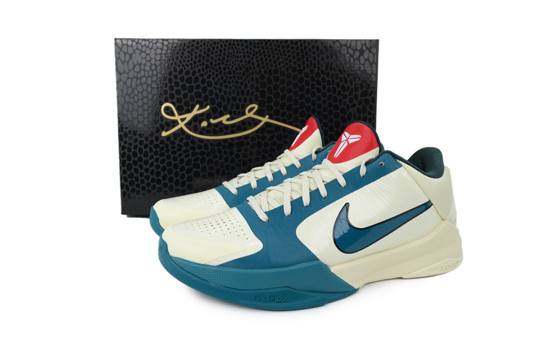  FC God Batch Nike Kobe 5 Protro Caitlin Clark 'Coconut Milk' IZ1852-100 