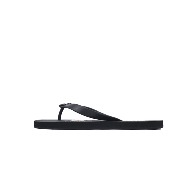 Gucci Black Rubber Flip Flops with Printed Logo and Black GG Hardware 01
