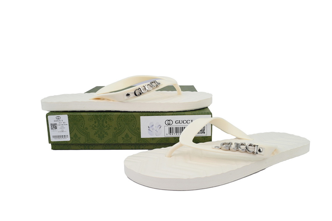 Gucci Ivory White Rubber Flip Flops with Silver Metal Logo