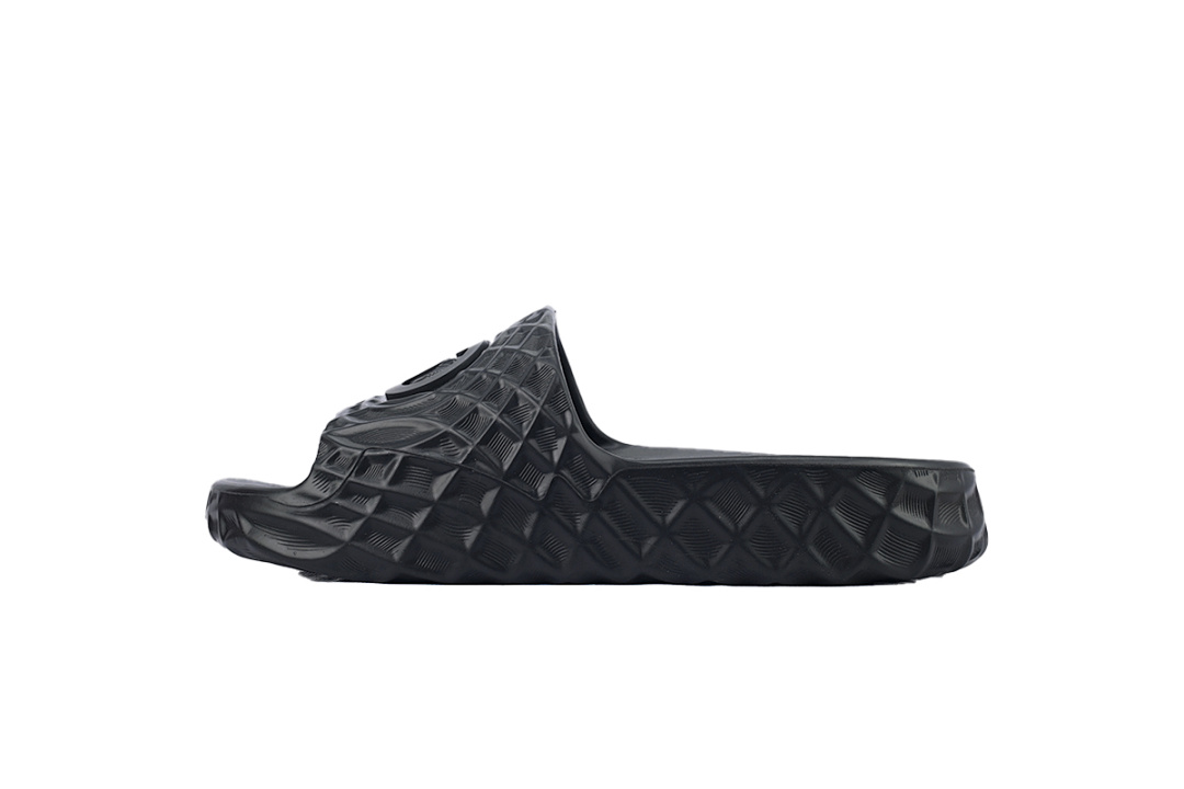 Gucci Branded Black Rubber Slides with 3D Interlocking G Hardware