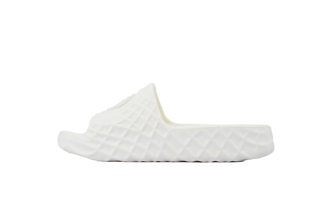 Gucci Branded White Rubber Slides with 3D Interlocking G Hardware