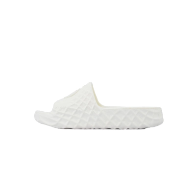 Gucci Branded White Rubber Slides with 3D Interlocking G Hardware 01