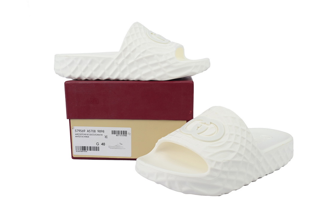 Gucci Branded White Rubber Slides with 3D Interlocking G Hardware
