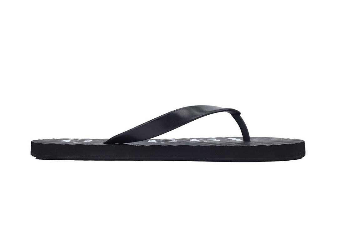 Gucci Branded Black Rubber Flip Flops with Contrast Logo