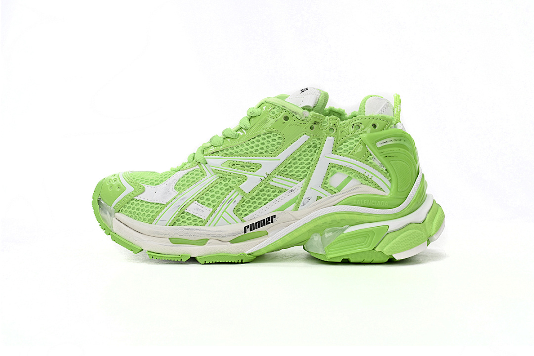 FC God Batch Balenciaga Runner White Green 677402 W3RBM 3590