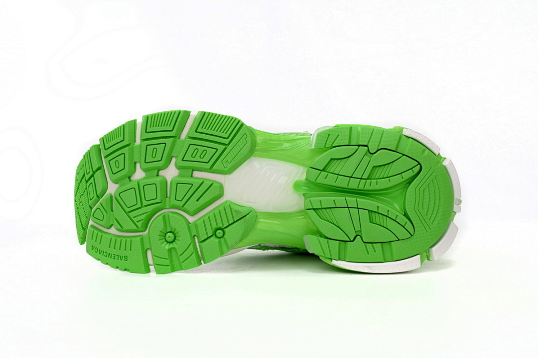 FC God Batch Balenciaga Runner White Green 677402 W3RBM 3590