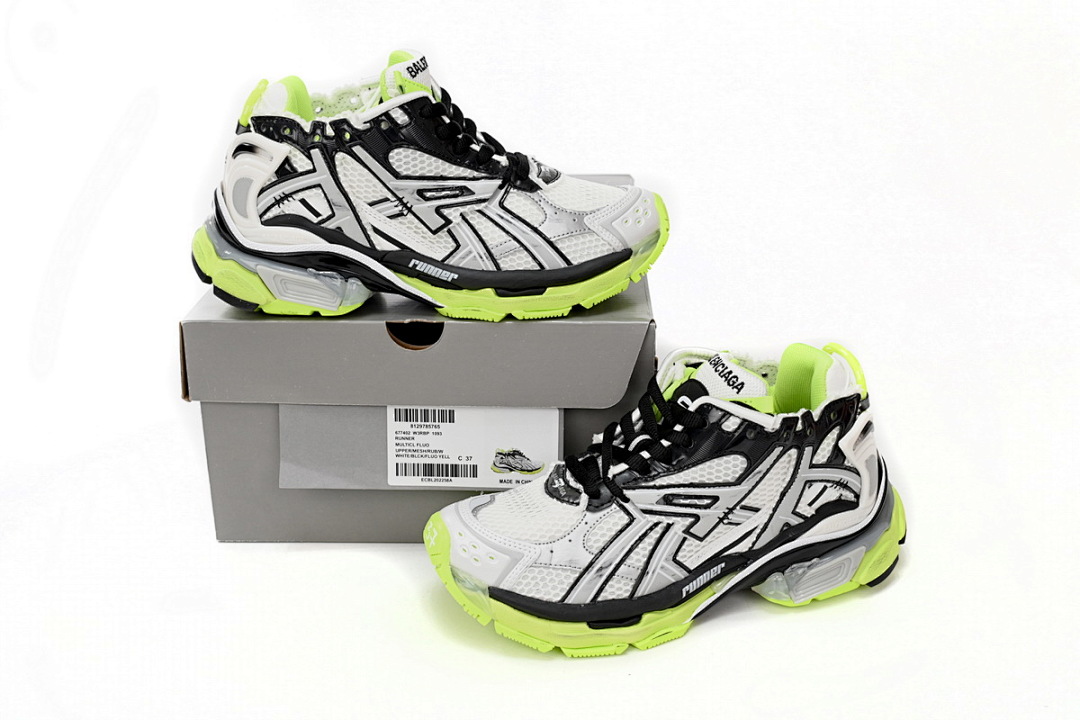 FC God Batch Balenciaga Runner Black, white, and Yellow 677402 W3RBP 1093