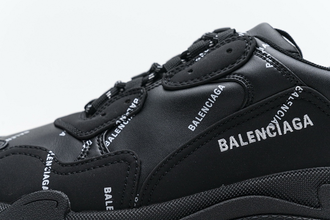  Balenciaga Triple S Black 524039 W06E2 2020