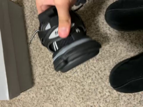 Balenciaga Track Black 555032 W1GB7 1000 (LED) review T***n 01