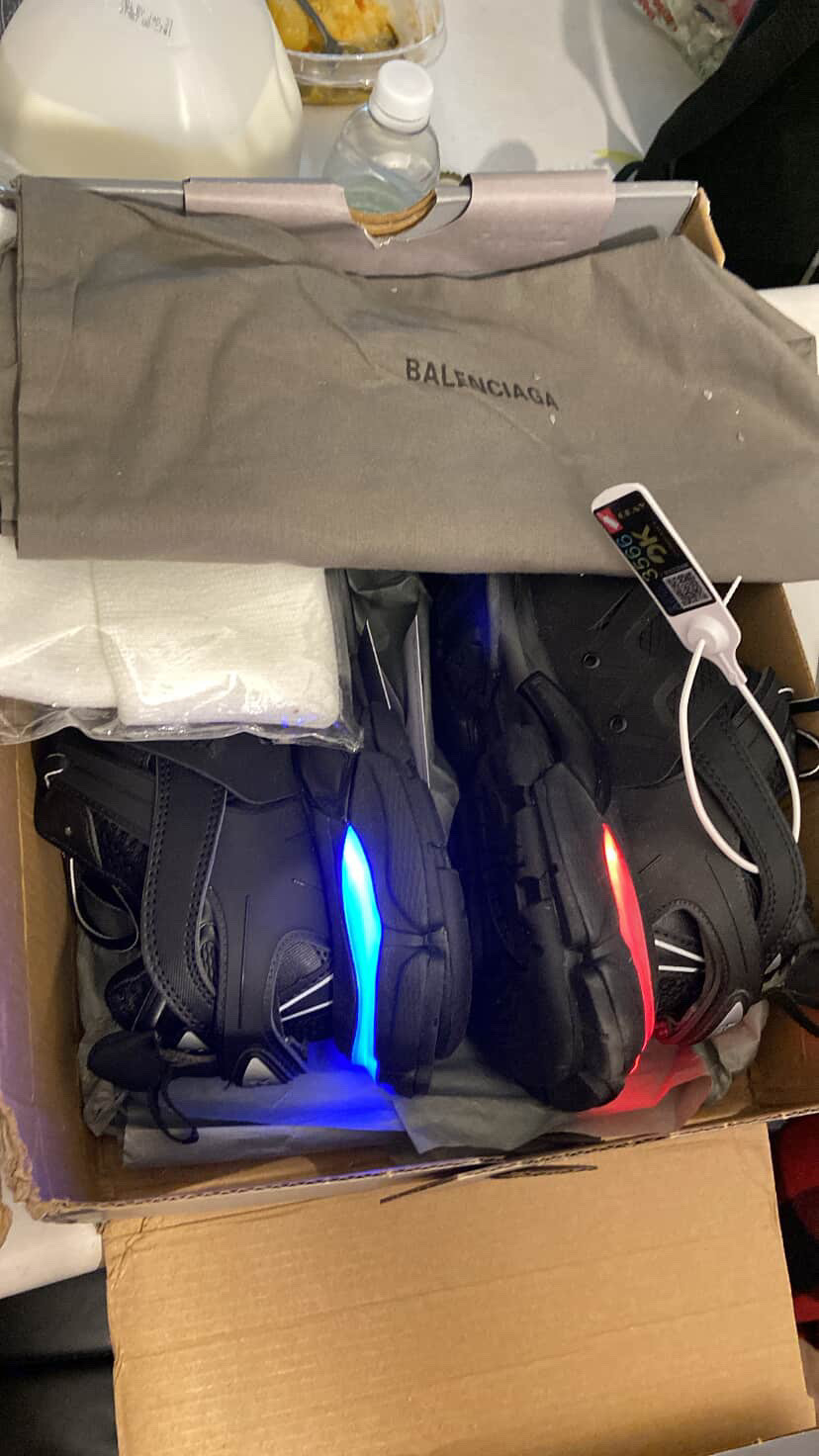 Balenciaga Track Black 555032 W1GB7 1000 (LED) review S****n 00