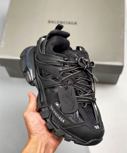 Balenciaga Track Black 555032 W1GB7 1000 (LED) review C***s 01