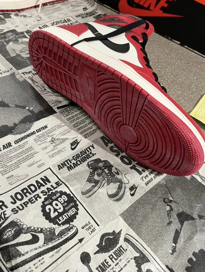 God Batch Air Jordan 1 Retro High OG Lost and Found  review H****O 01