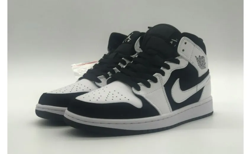 Bstsneaker- Air Jordan 1 Mid White Black (GS) 554725-113
