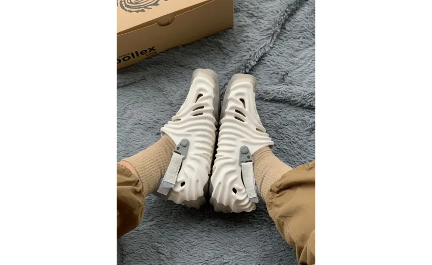 Bstsneaker- Saleke Bembury x Crocs Pollex Clog Stratus 207393-1CN