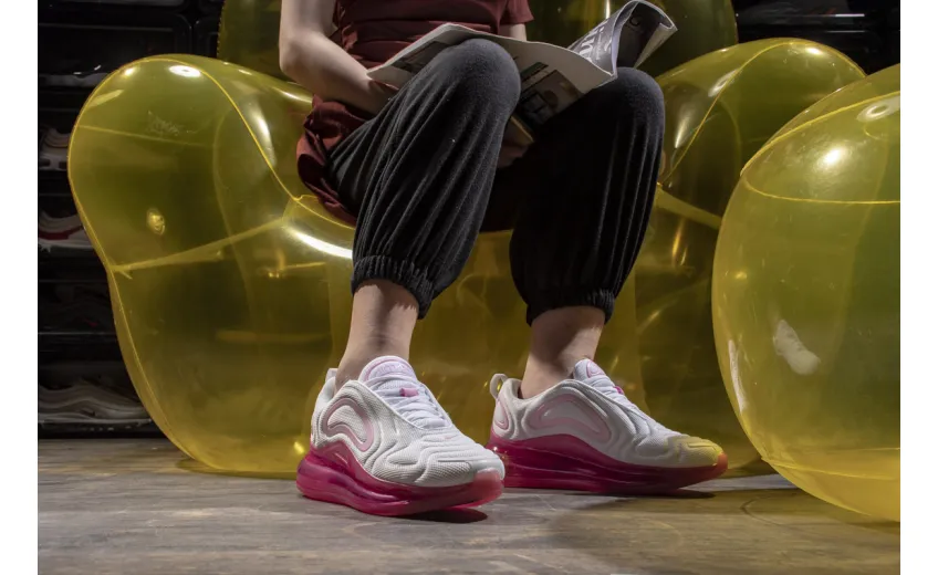 Bstsneaker- Nike Air Max 720 White Pink Rise Laser Fuchsia (W) AR9293-103  