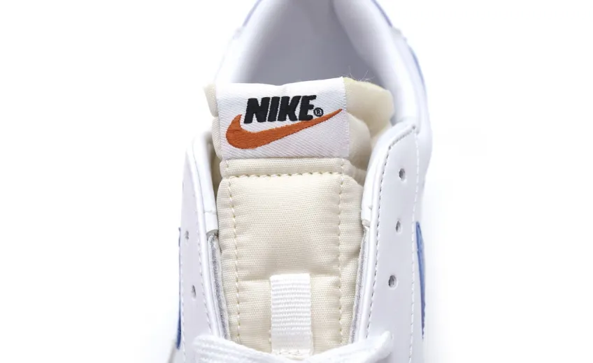 Bstsneaker- Nike Blazer Low 77 Vintage Hyper Royal DA6364-103 