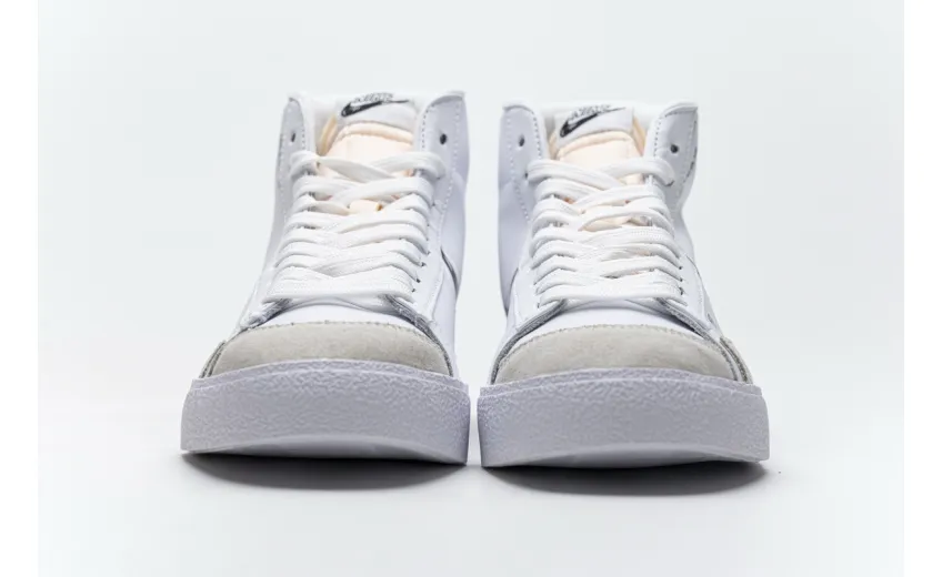 Bstsneaker- Nike Blazer Mid 77 Sketch White Black CW7580-101 