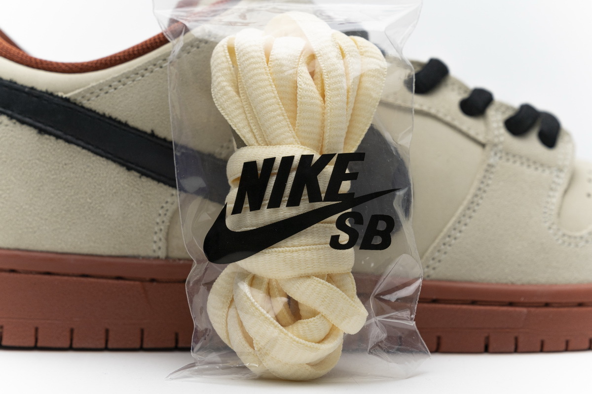 Bstsneaker- Nike SB Dunk Low Pro Hennessy BQ6817-100 