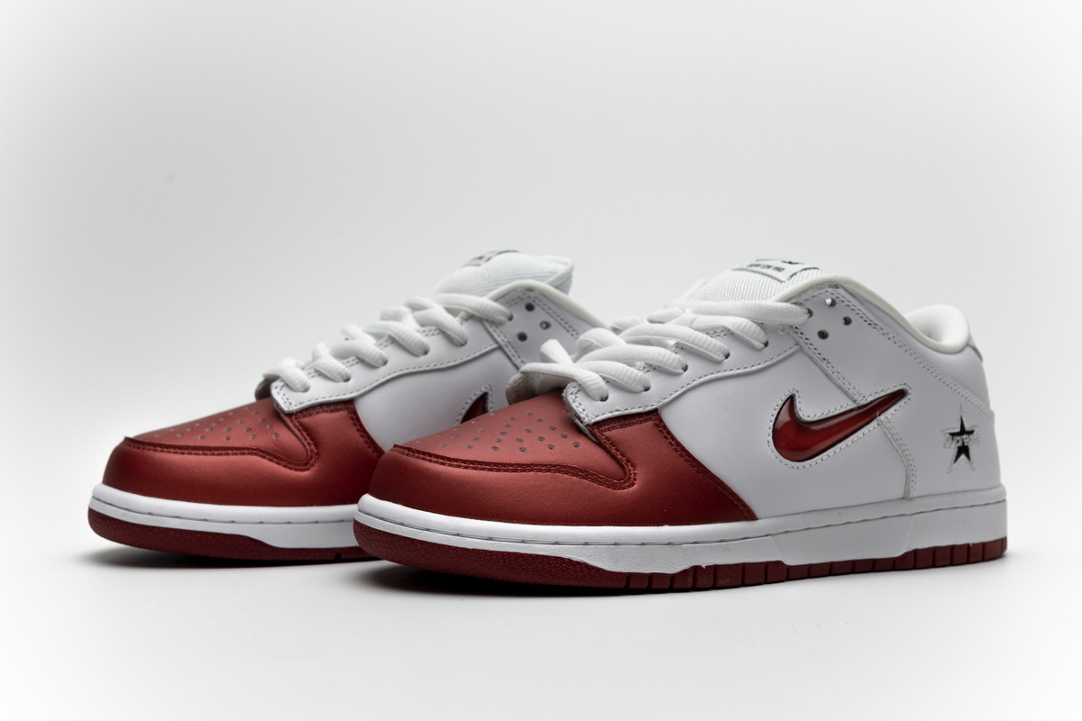 Bstsneaker- Nike SB Dunk Low Supreme Jewel Swoosh Red CK3480-600 