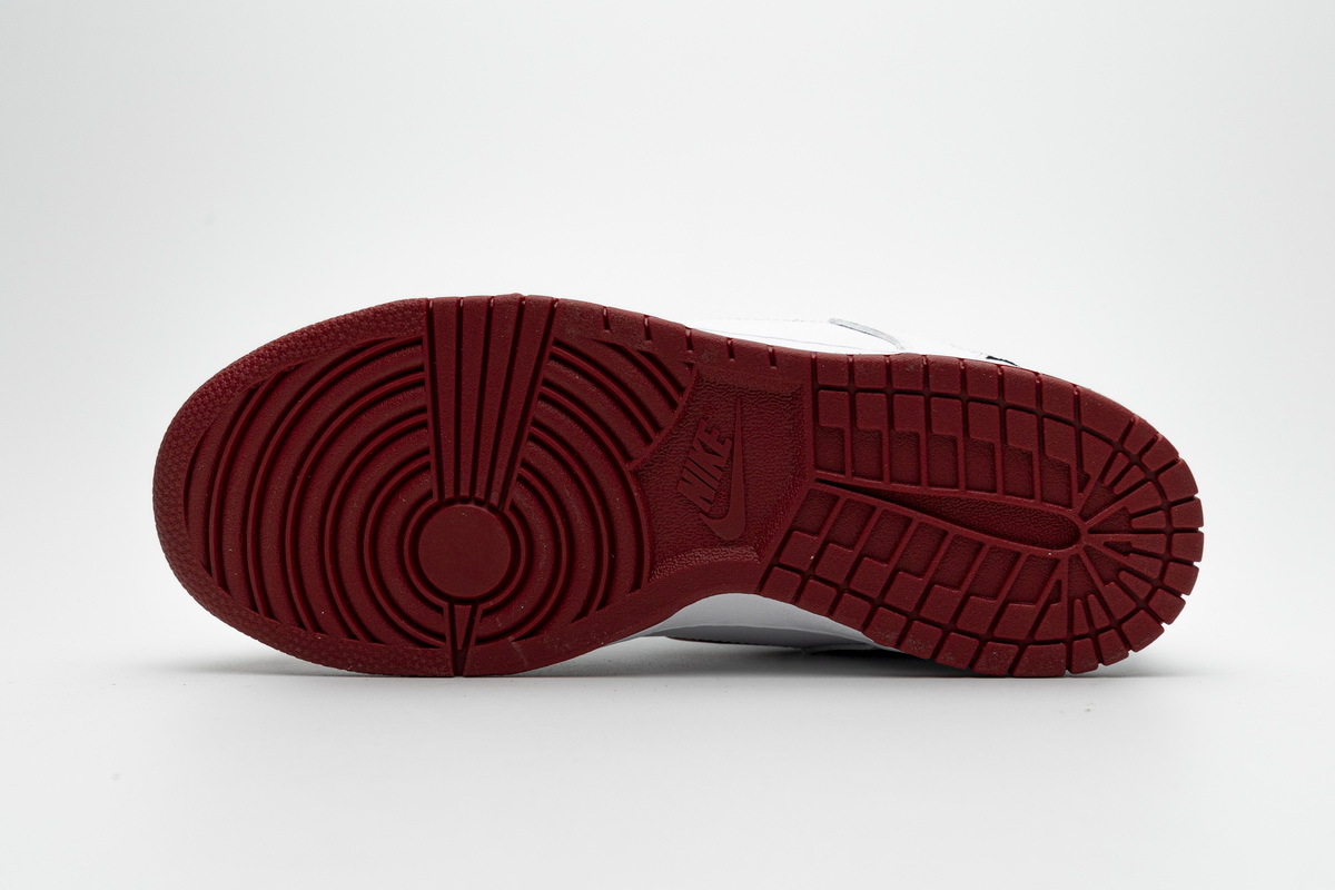 Bstsneaker- Nike SB Dunk Low Supreme Jewel Swoosh Red CK3480-600 