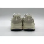 Adidas Yeezy Boost 700 Analog EG7596 