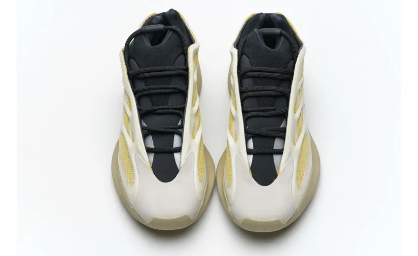 Bstsneaker- Adidas Yeezy Boost 700 V3 Srphym G54853 