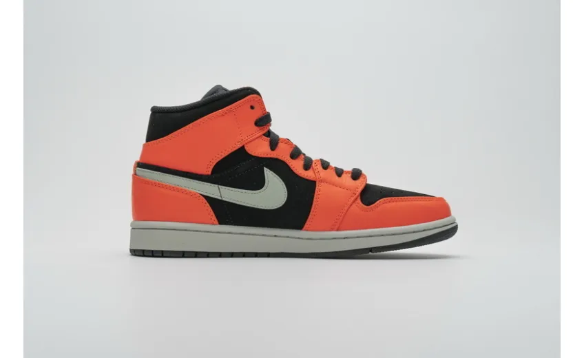 Bstsneaker- Air Jordan 1 Black Cone 554724-062  
