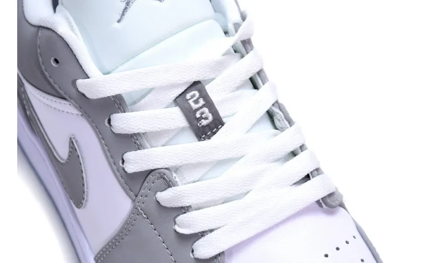 Bstsneaker- Air Jordan 1 Low Wolf Grey DC0774-105  